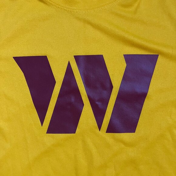 Nike NFL Washington Commanders (Redskins) Shirt - M - Gold and Burgundy - Picture 3 of 3